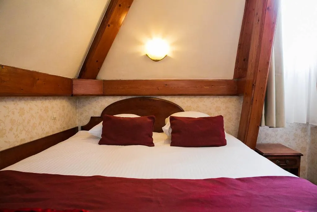 DOUBLE WITH SHARED BATHROOM Room, Atlanta, Amsterdam