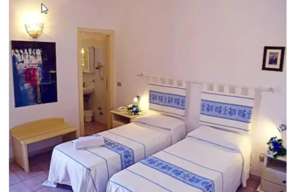Room, Montiruju Hotel, Alghero