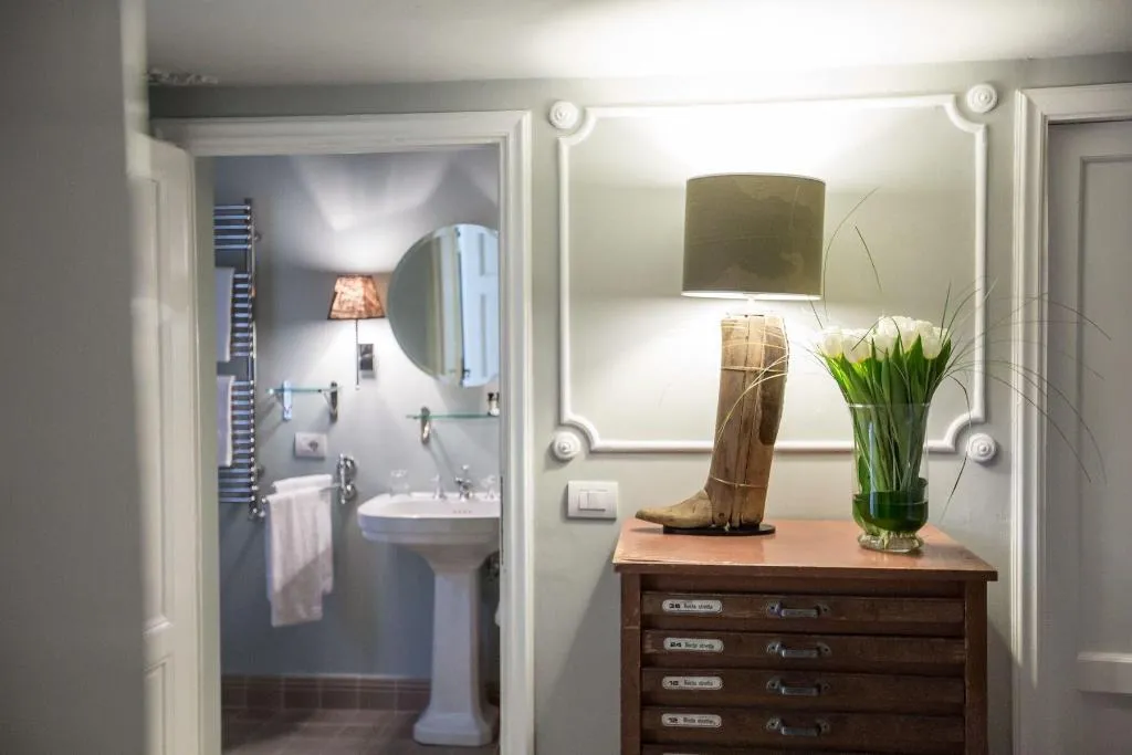 Room, Adastra Suites, Florence