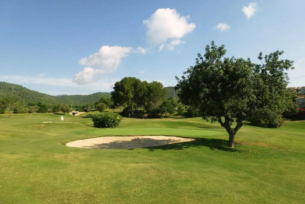 Sports and Entertainment, The St. Regis Mardavall Resort, Majorca