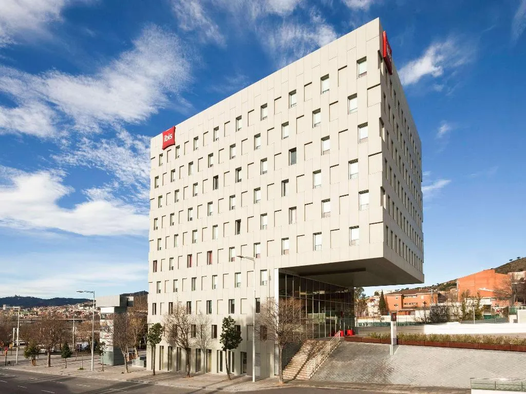 General view, ibis Barcelona Santa Coloma, Barcelona