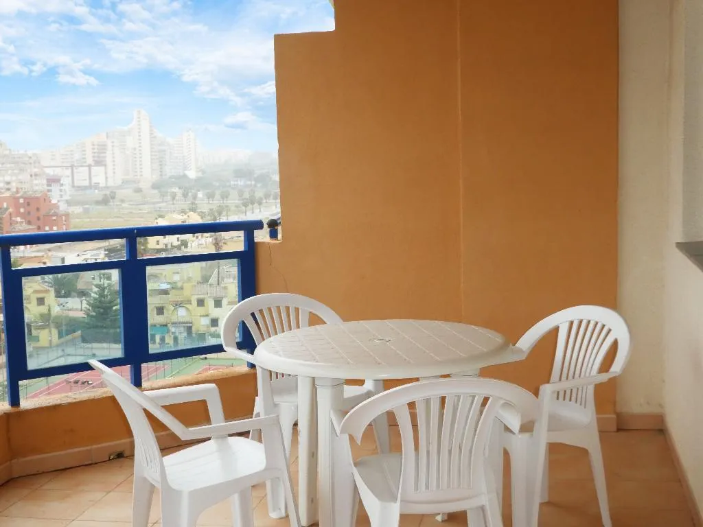 Terrace, Apartamentos Tavernes Gandia 3000, Valencia