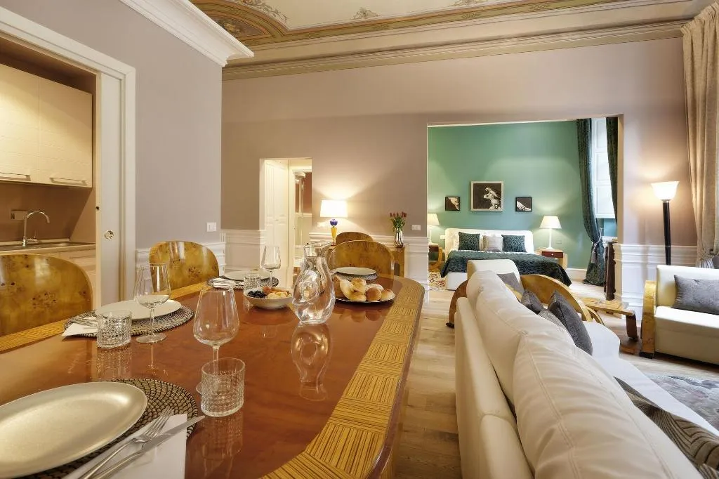 Room, La Maison Du Sage, Florence