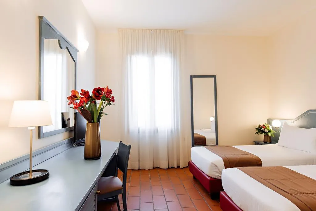 TWIN STANDARD Room, Excel Naviglio Milano (Closed), Milan