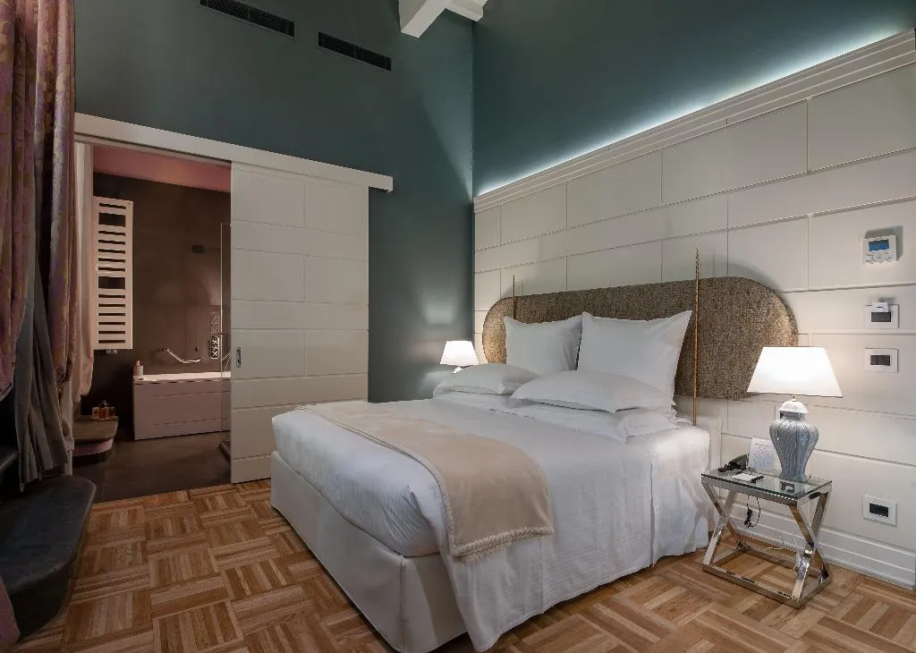 DOUBLE PREMIUM Room, Hotel Number Nine, Florence