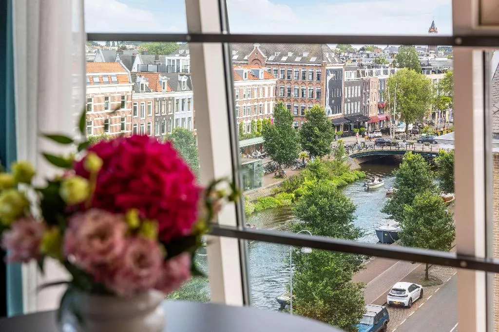 Room, Avani Museum Quarter Amsterdam Hotel-previously NH, Amsterdam