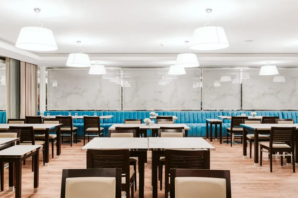 Restaurant, Vila Baleira Funchal, Madeira