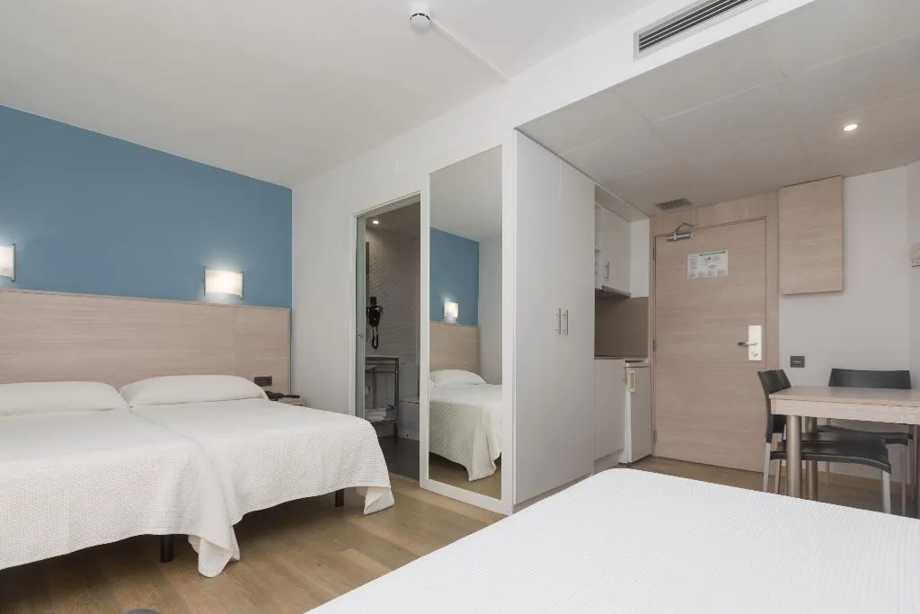 STUDIO CAPACITY 3 Room, Ponient Marinada by PortAventura World, Costa Dorada