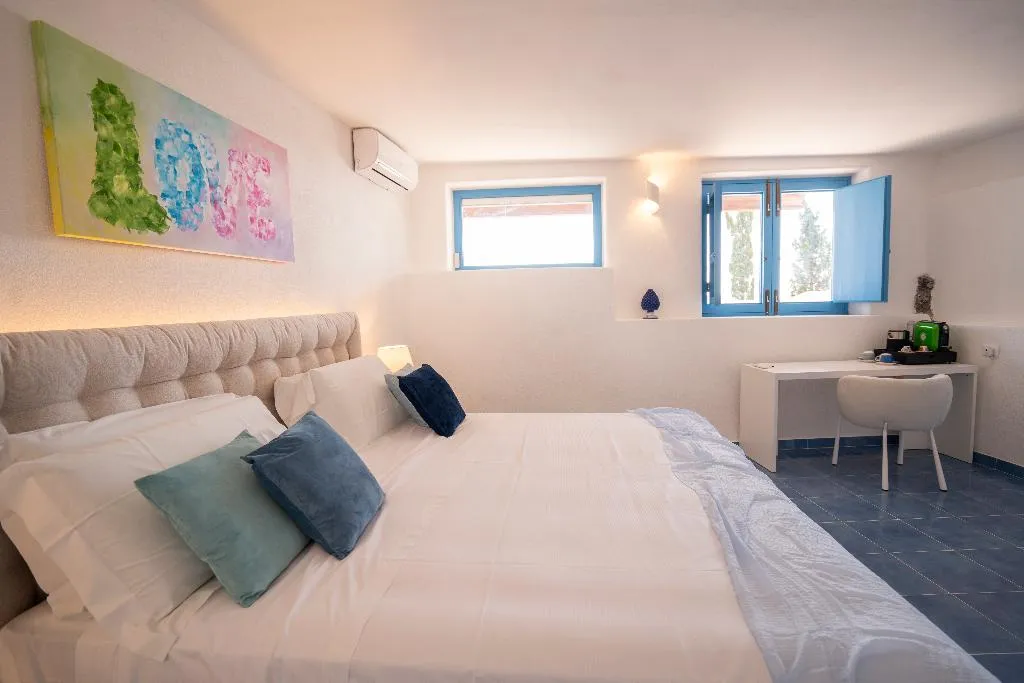 SUITE SEA VIEW Room, Borgo Del Cannitello Romantic Boutique Resort, Palermo
