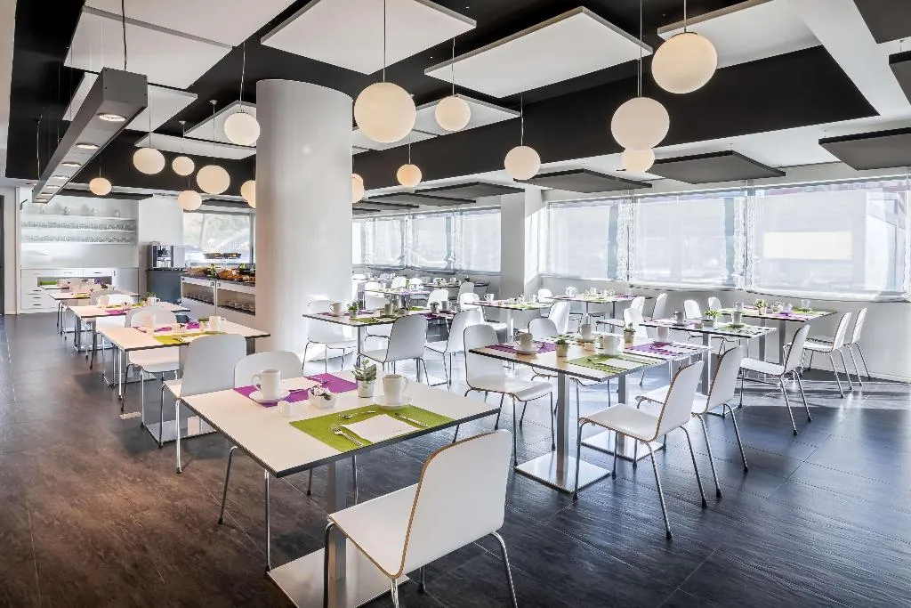 Restaurant, Zentral Castellana Norte, Madrid