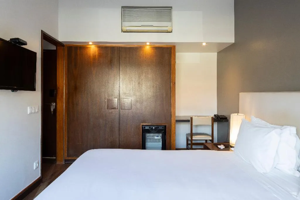 DOUBLE CLASSIC Room, Hotel Rali Viana, Porto