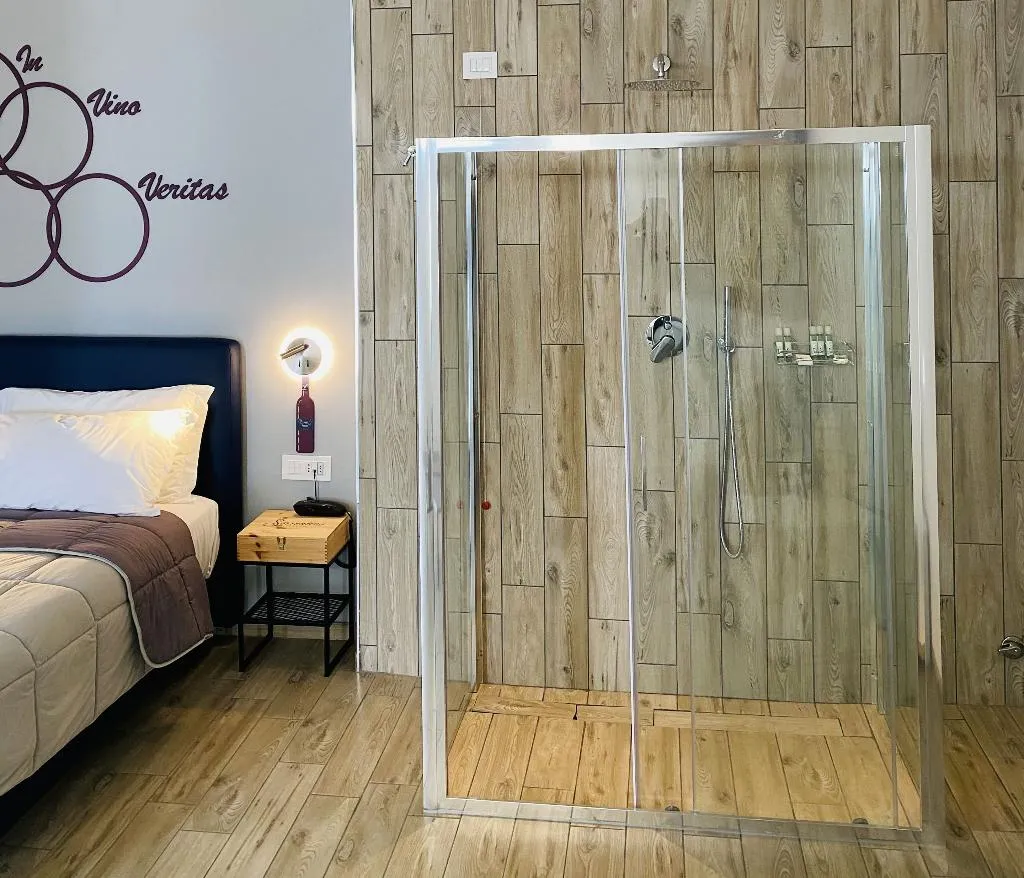 JUNIOR SUITE STANDARD Room, Vesuvio Inn Bed & Wine Experience, Naples