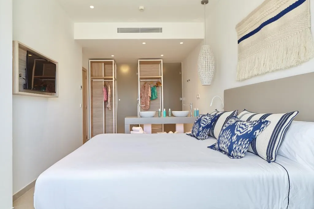 SUITE SEA VIEW TWO BEDROOMS Room, Can Salia, Ibiza