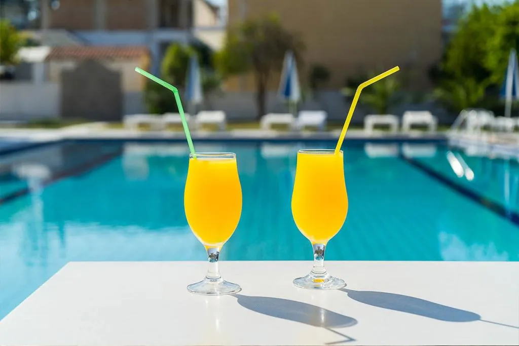 Pool, Eleana, Zante