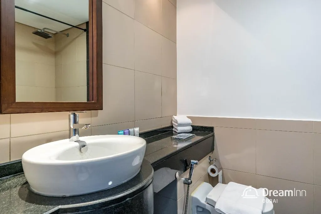 STUDIO STANDARD Room, Dream Inn Dubai - West Wharf, Dubai