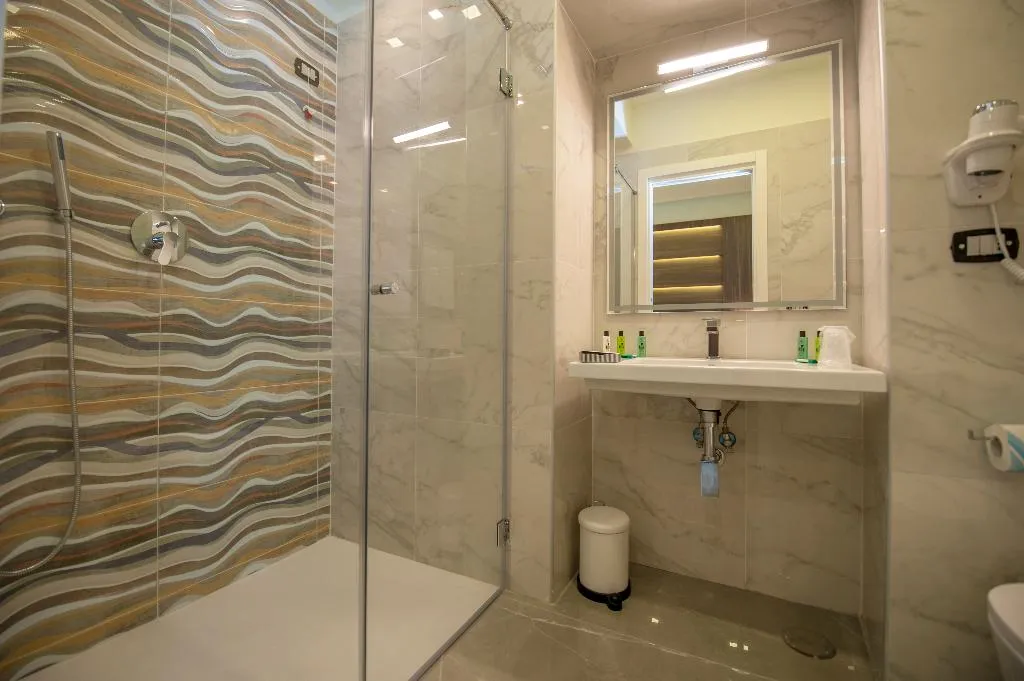 TWIN STANDARD Room, Palazzo Firenze, Naples