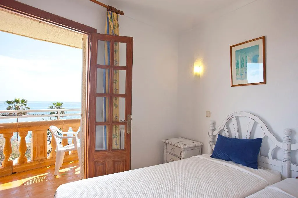 APARTMENT TWO BEDROOMS Room, Apartamentos Sol y Mar, Majorca
