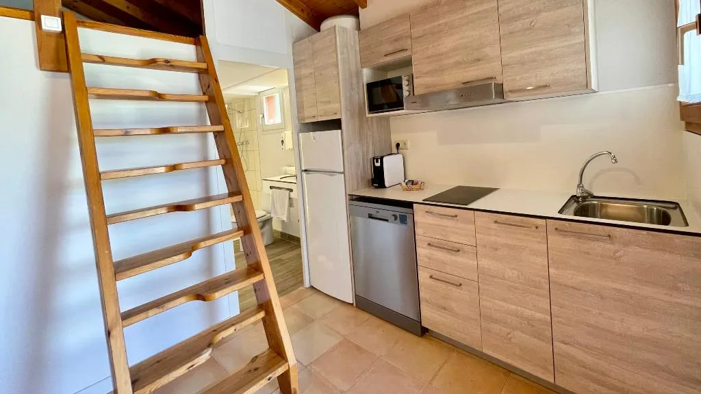 BUNGALOW TWO BEDROOMS ONE BATHROOM Room, Berga Resort - The Mountain - Wellness center -SPA, Barcelona