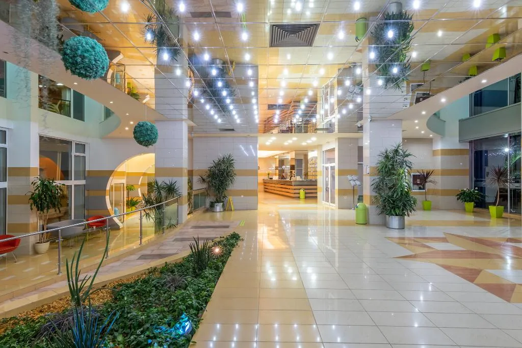 Lobby, Trakia Plaza, Bourgas