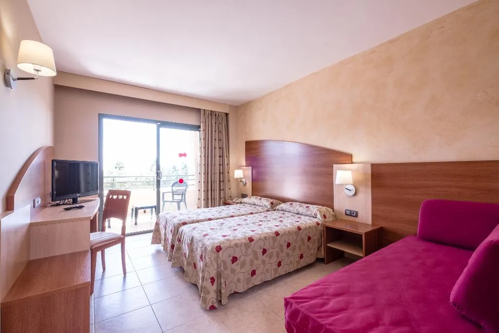 Room, California Palace, Costa Dorada