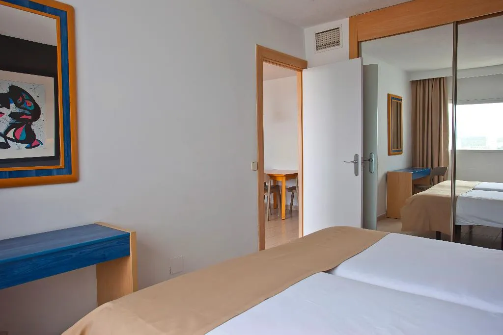 APARTMENT ONE BEDROOM Room, Vistasol Apartments, Majorca