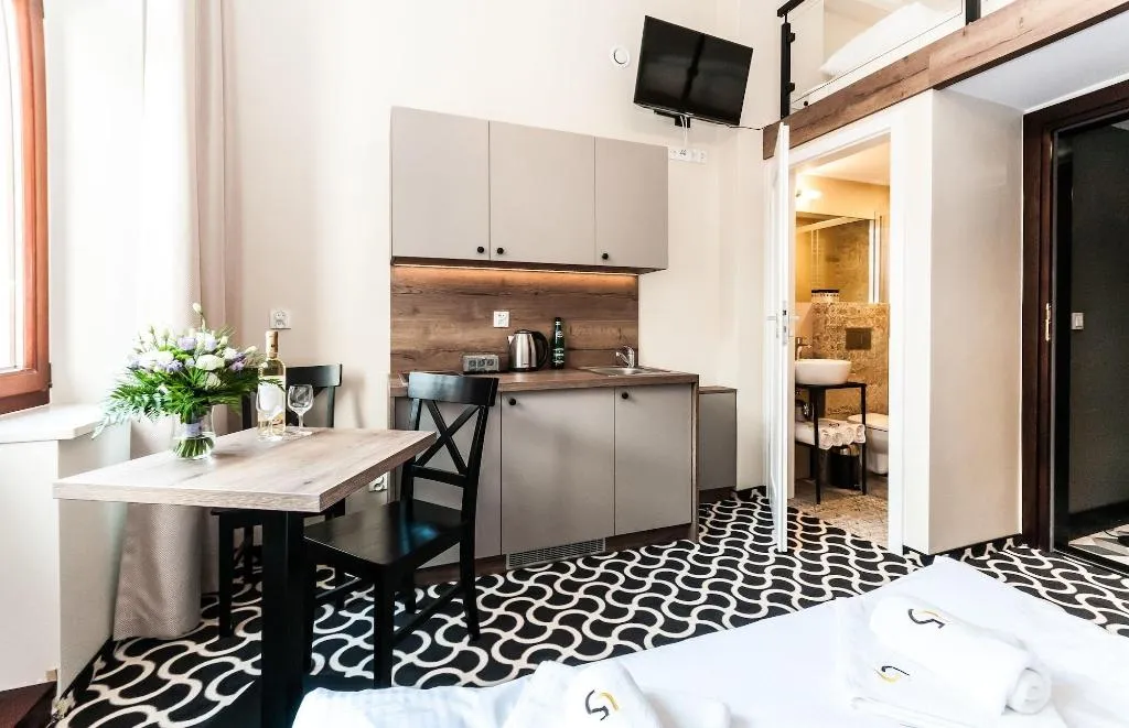 Room, Apartamenty L5, Krakow
