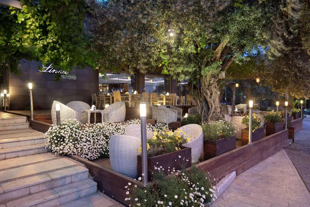 Restaurant, DoubleTree by Hilton Kusadasi, Izmir