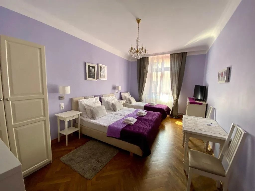 TRIPLE CLASSIC Room, Gołębia 8 Residence, Krakow
