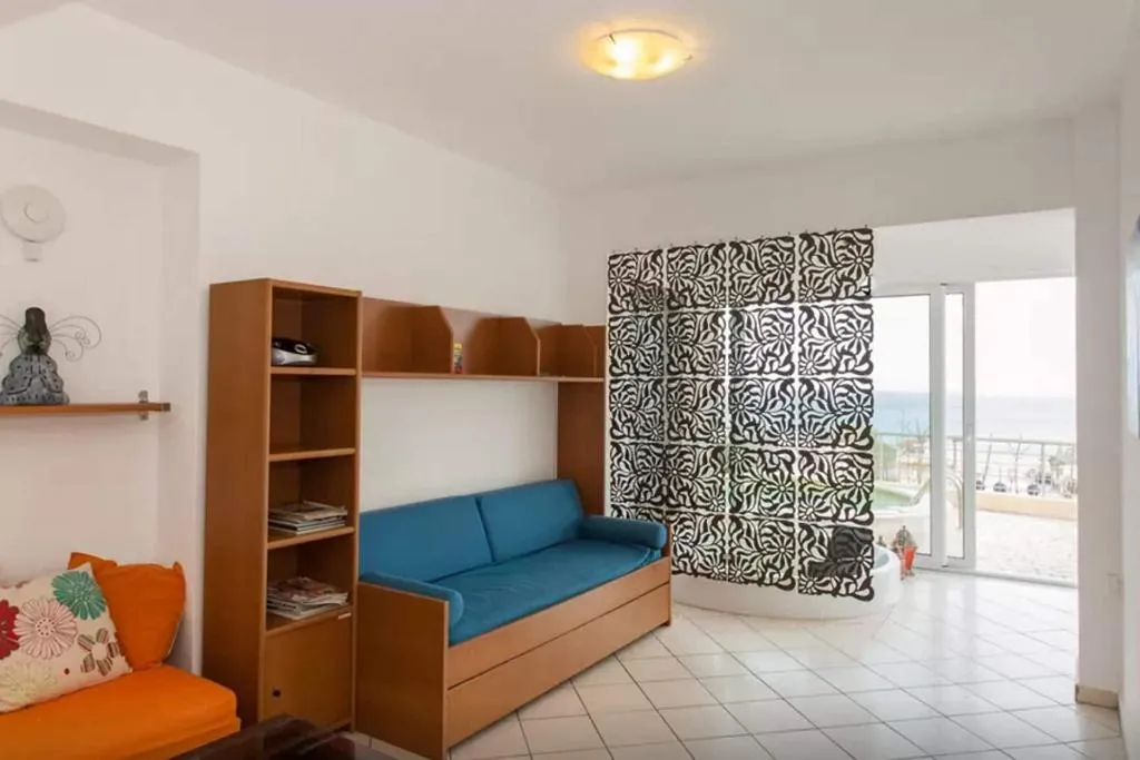 Room, Blue Villas, Crete