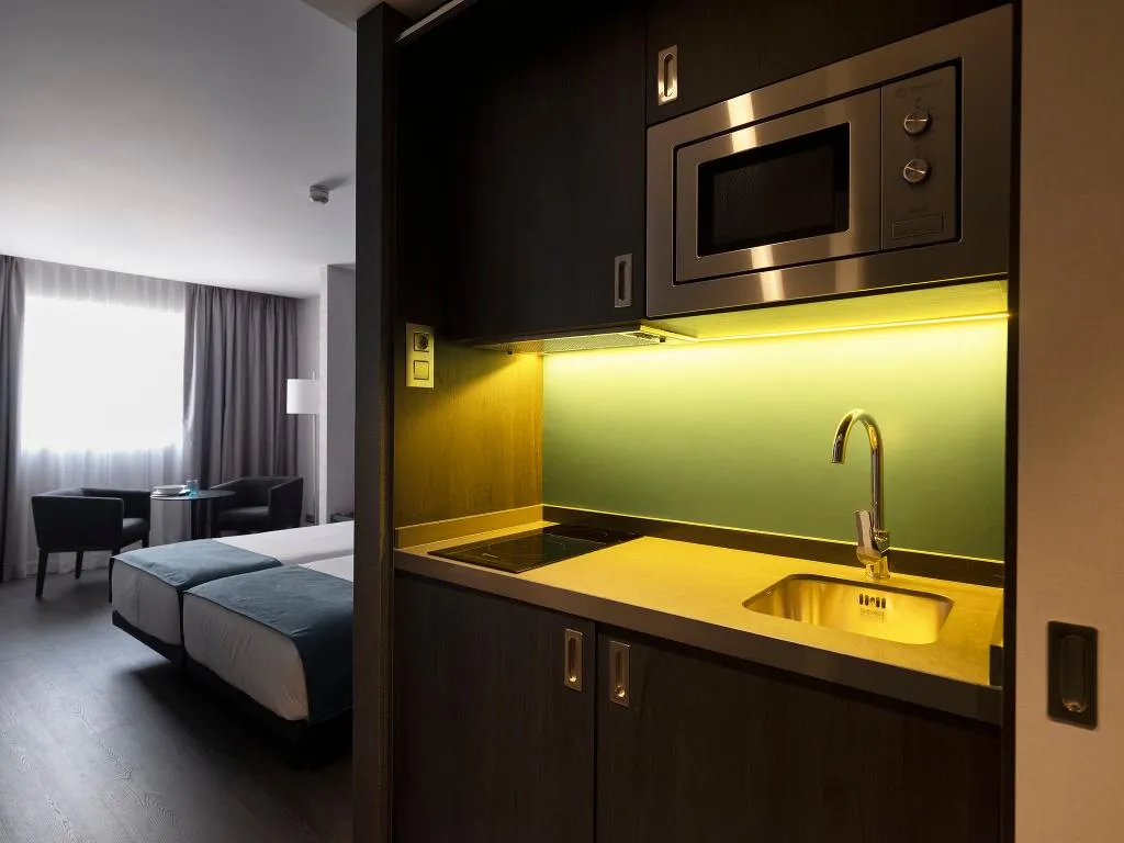 Double or Twin WITH KITCHENETTE Room, HG City Suites Barcelona, Barcelona