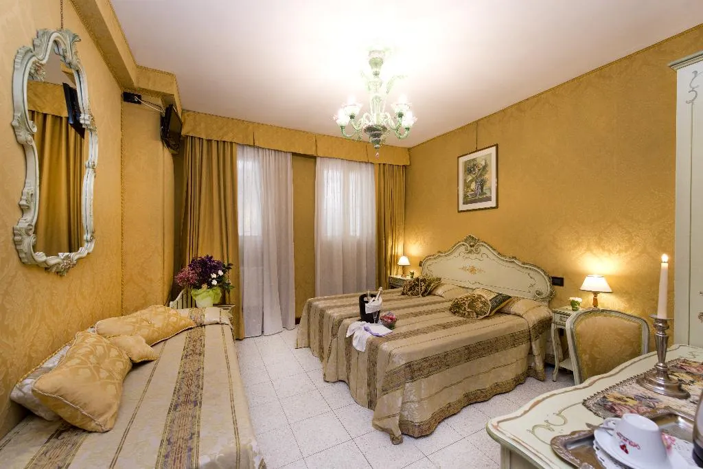 TRIPLE STANDARD Room, Mignon, Venice