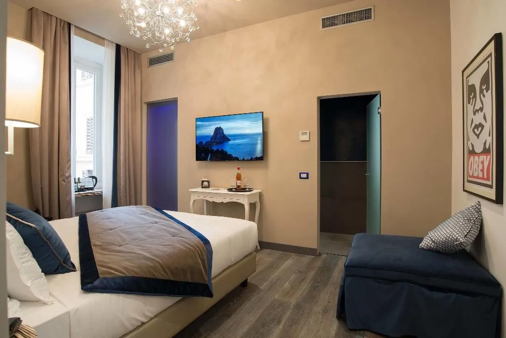 DOUBLE SUPERIOR QUEEN BED Room, Colonna Suite Del Corso, Rome