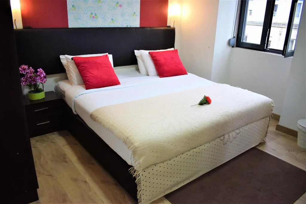 Room, Universo Romântico Guesthouse & Spa, Lisbon