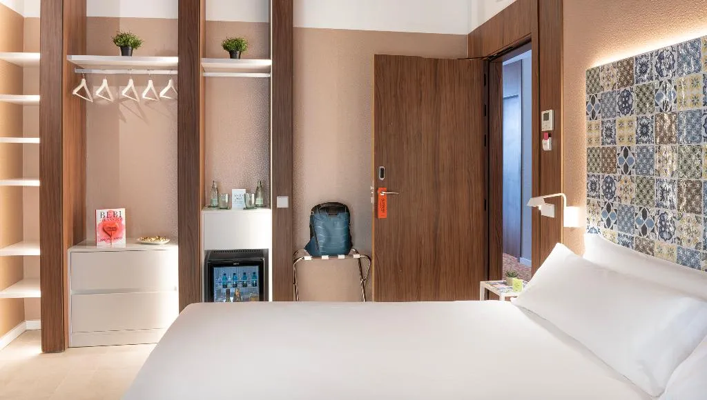 Double or Twin PREMIUM Room, Axel Hotel Valencia - Adults Only, Valencia