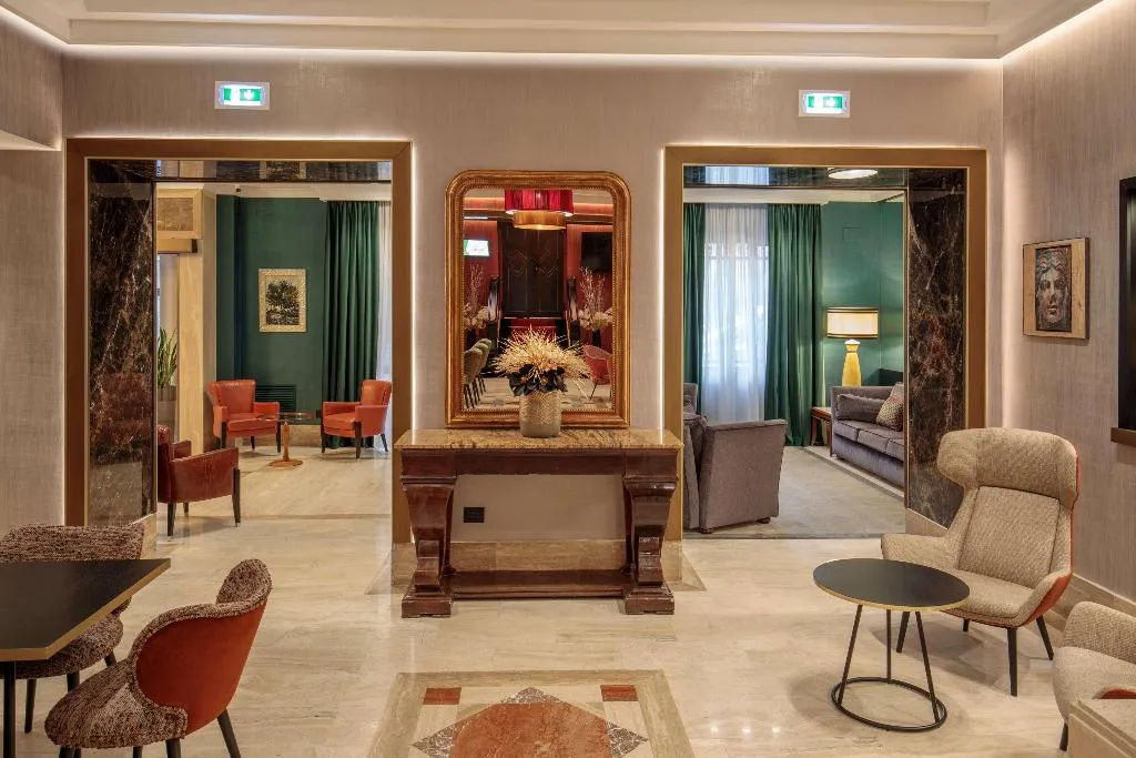 Lobby, Diana Roof Garden, Rome
