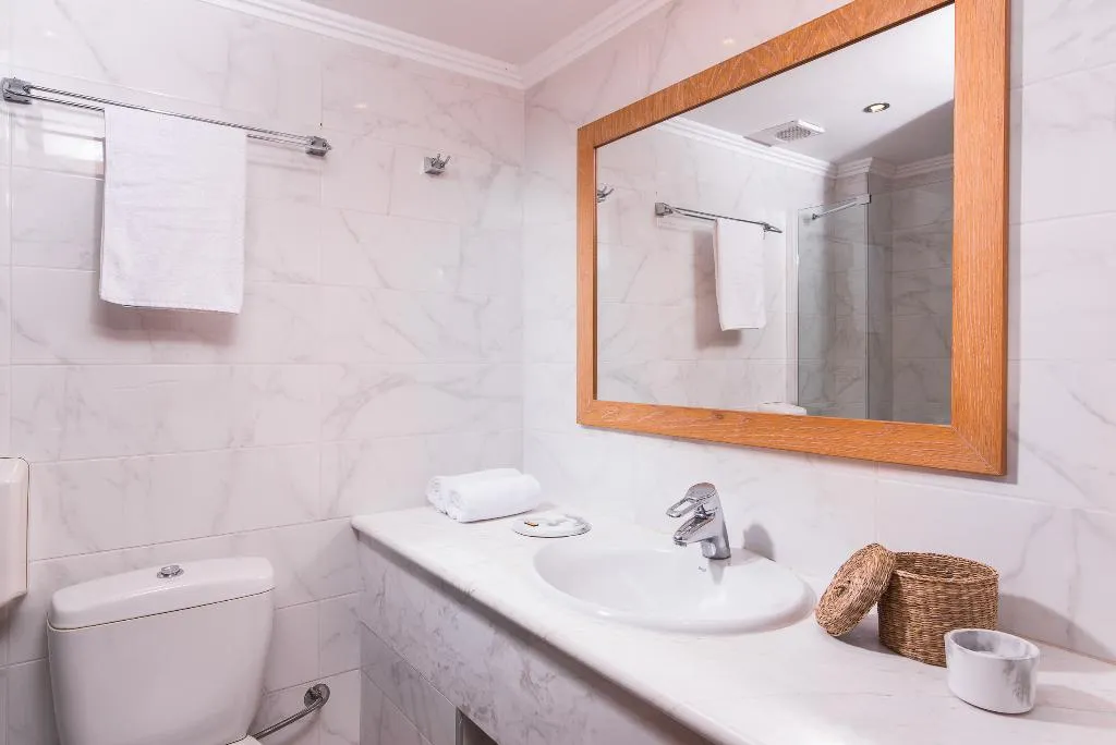 Double or Twin SUPERIOR GARDEN VIEW Room, Alexandros Palace Hotel & Suites, Halkidiki