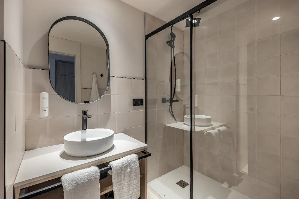 APARTMENT ONE BEDROOM Room, Libere Madrid Chamberi, Madrid