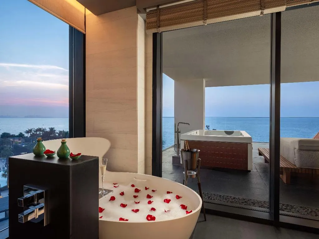 Room, Banyan Tree Dubai, Dubai