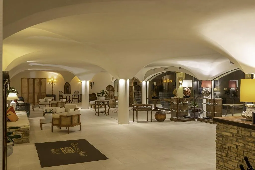 Lobby, Costa Dei Fiori, Cagliari