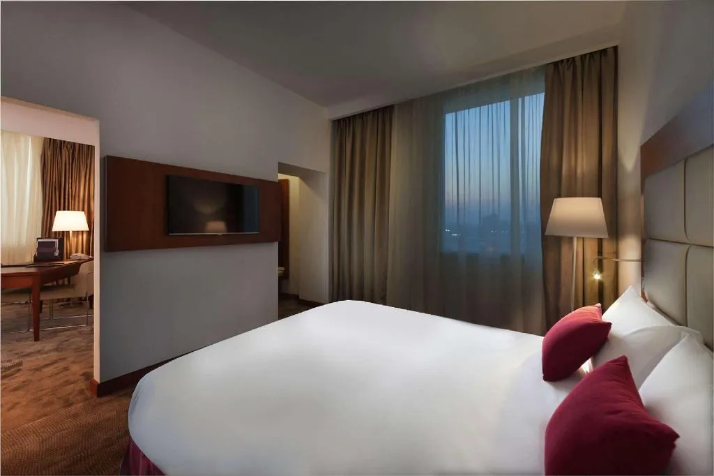Room, Steigenberger Hotel El Tahrir Cairo, Cairo