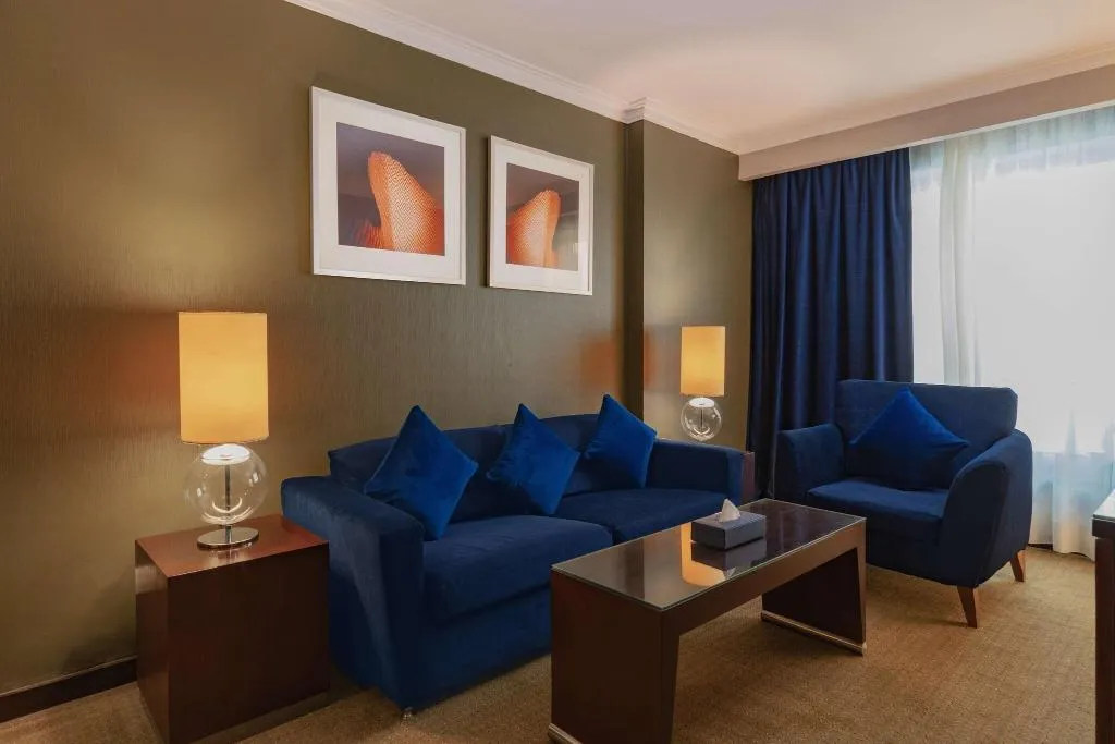 SUITE KING SIZE BED Room, Radisson Blu Cairo Heliopolis, Cairo