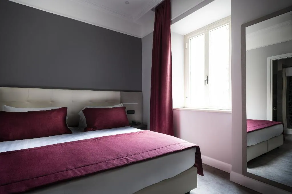 TRIPLE DELUXE Room, Hotel Varese, Rome