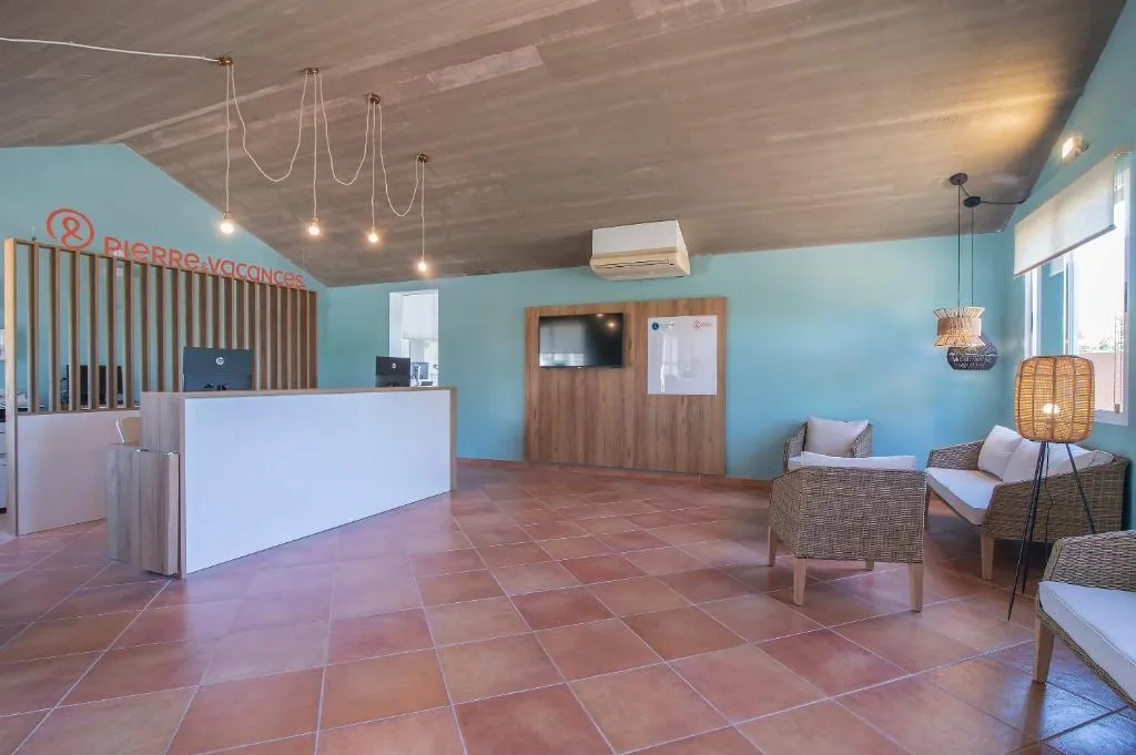 Lobby, Pierre & Vacances Menorca Cala Blanes, Menorca