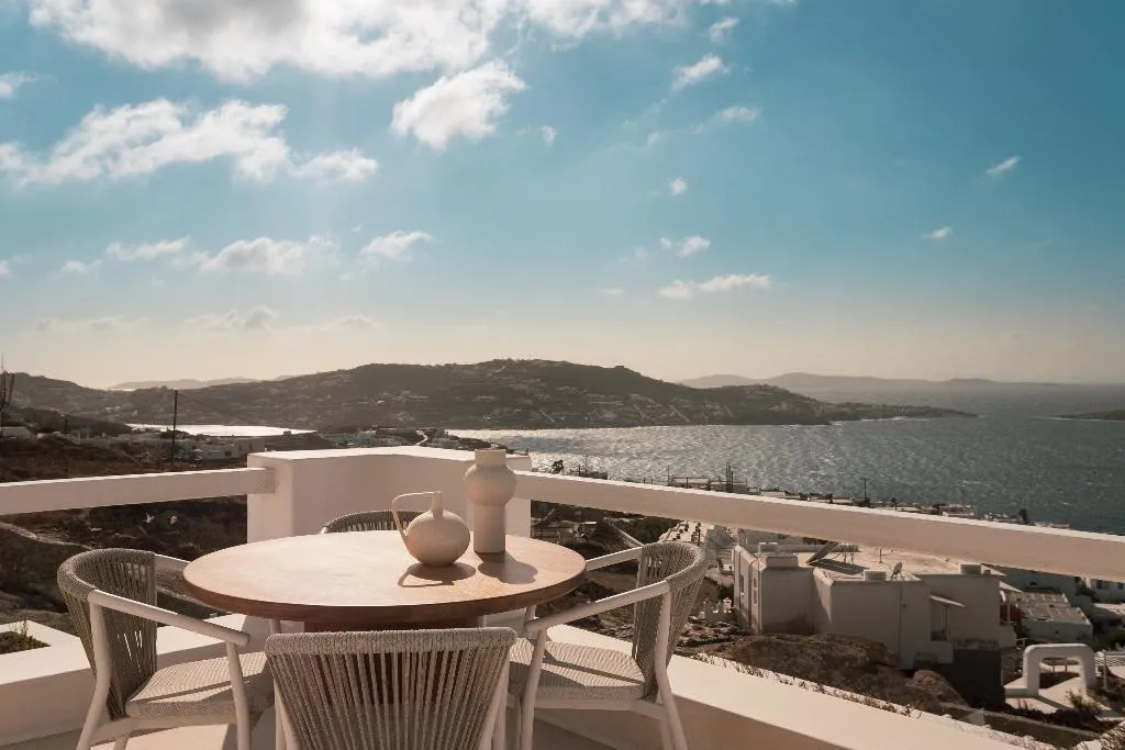 SUITE SEA VIEW WITH PRIVATE POOL Room, Lovia Mykonos, Mykonos