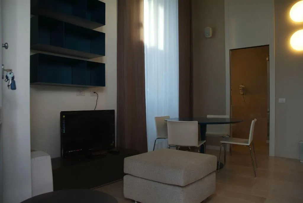 Room, Villa Avellino, Naples