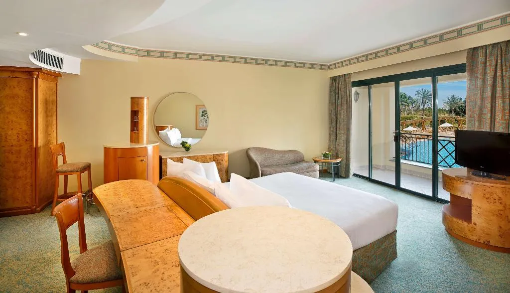 Room, Hilton Pyramids Golf, Cairo