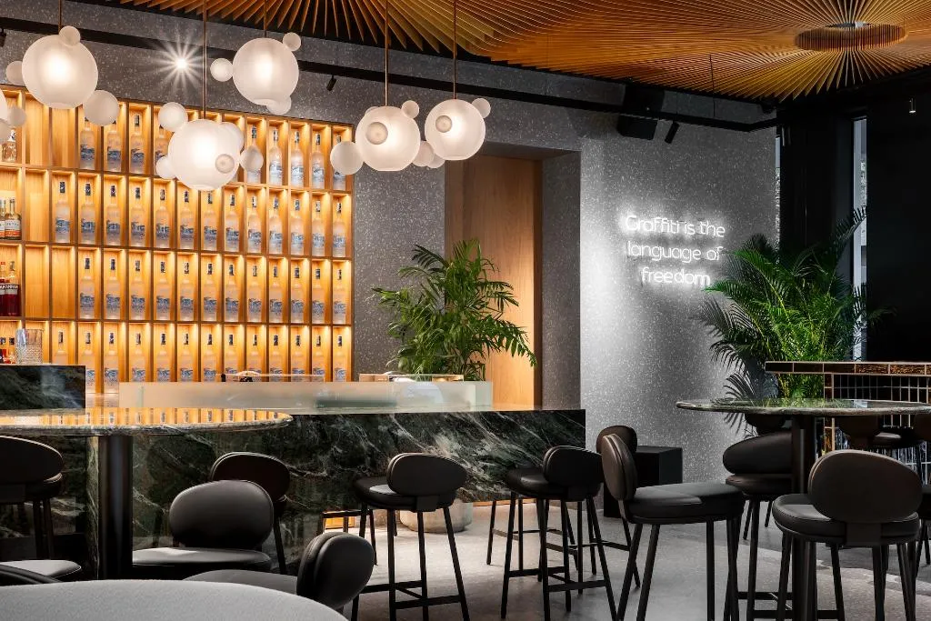 Bar, Graffit Gallery Hotel, Varna
