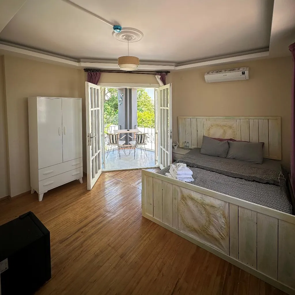 DOUBLE WITH BALCONY Room, Kekik Alacati Otel, Izmir