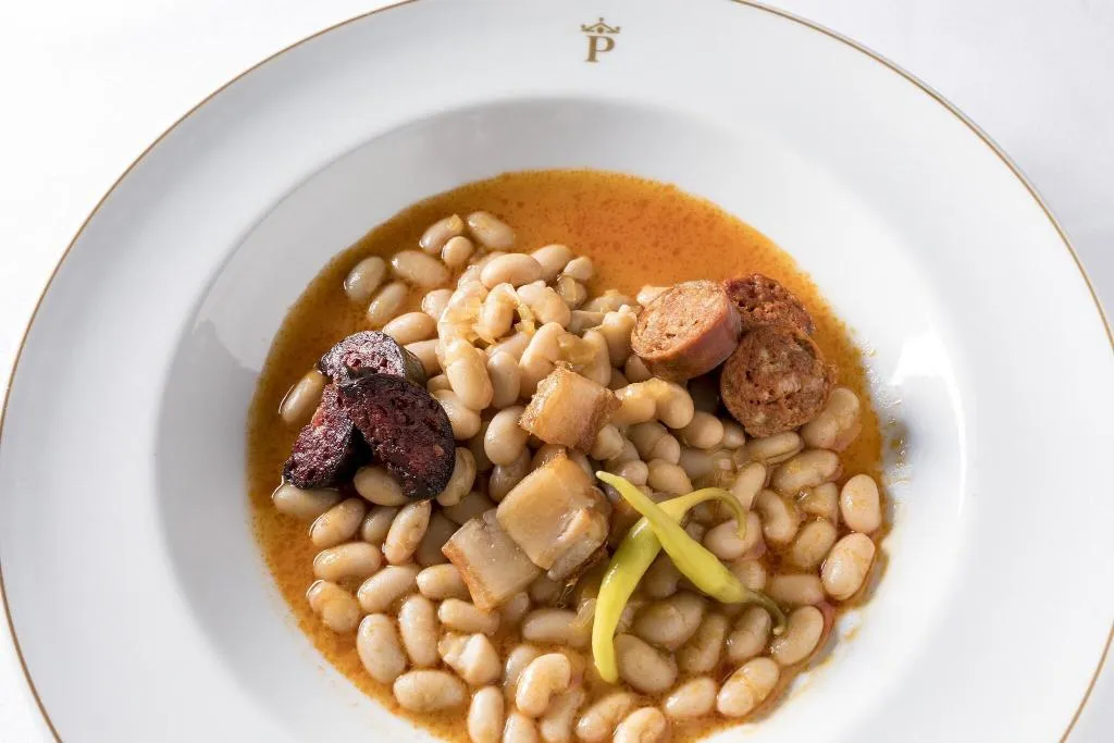 Restaurant, Parador de Avila, Madrid