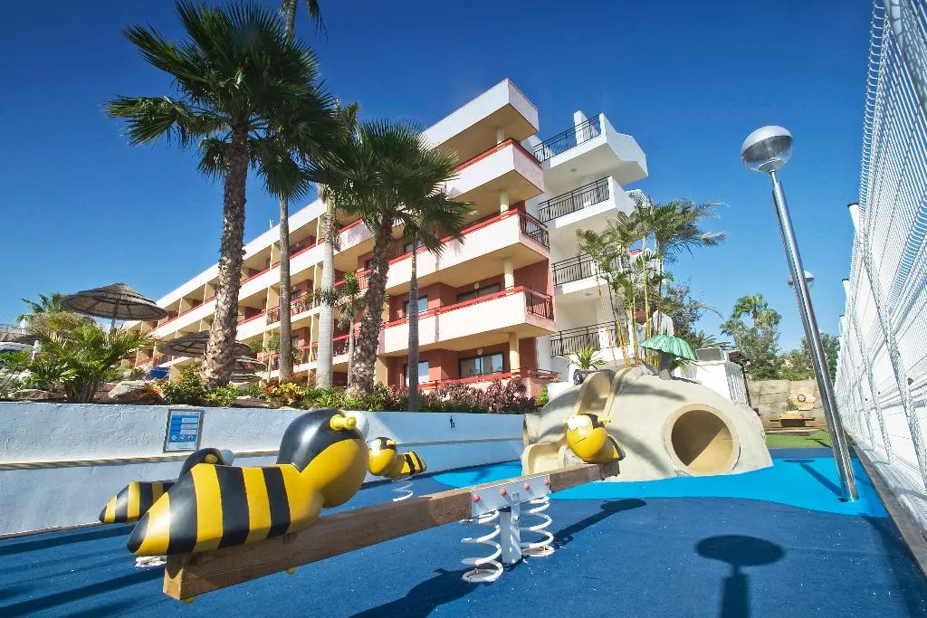 Sports and Entertainment, Alexandre La Siesta, Tenerife